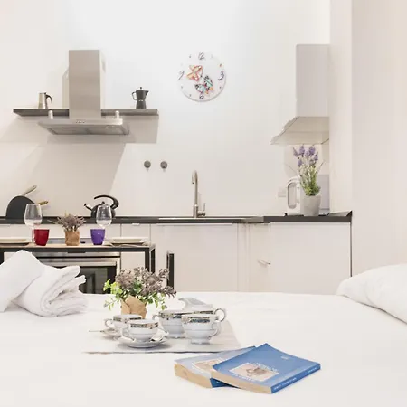 Easylife - - Magolfa 1 N8 - Navigli *